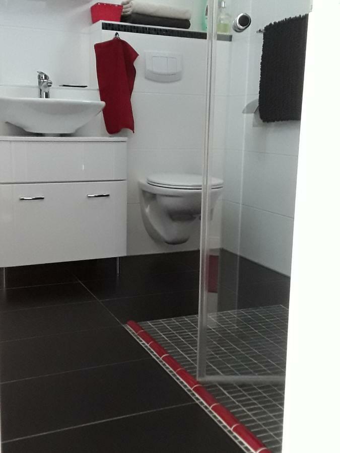 All-In-One-Studio Apartment เฮนชเตดท์-อุลซ์บวร์ก ภายนอก รูปภาพ